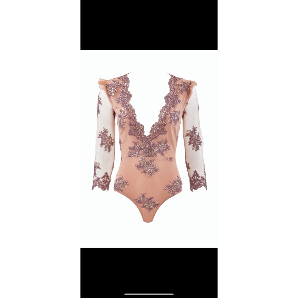 NWT For Love & Lemons  Amber Scallop Edge Bodysuit in Lilac Womens Size Large